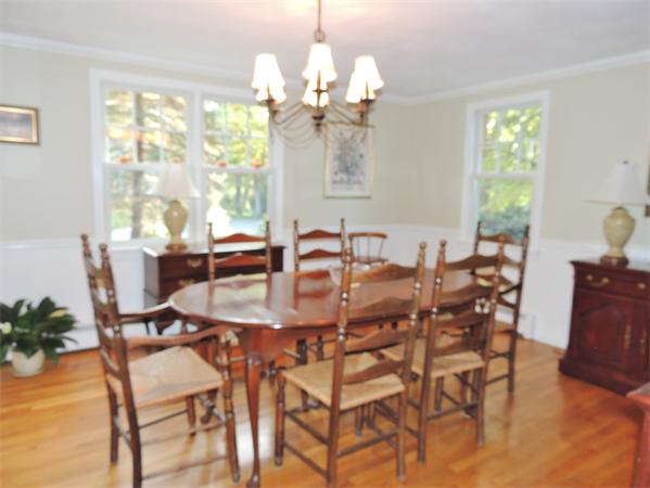17 Honeysuckle Road Hamilton, MA 01982 - Photo 6 of 22 Gallery Image 6