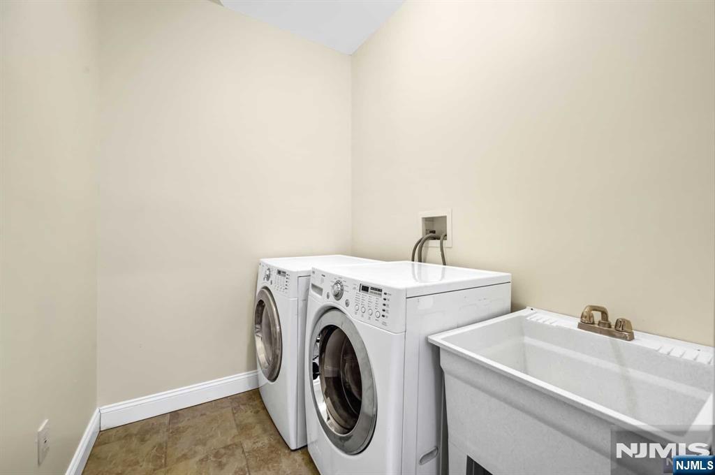 831 Pascack Road Paramus, NJ 07652 - Photo 24 of 27 Gallery Image 24