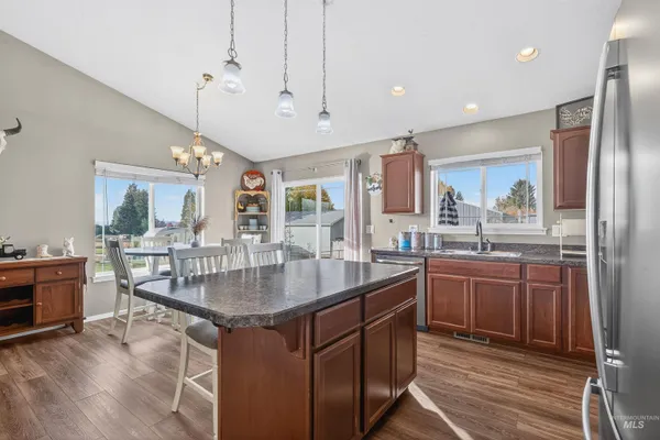 $925,000 | 1827 Grelle Avenue, Lewiston, ID 83501