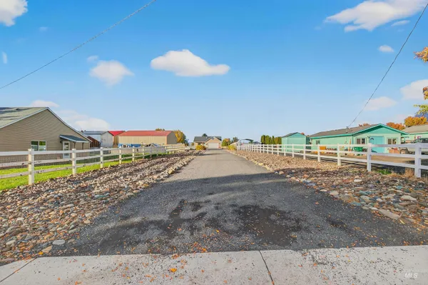 $925,000 | 1827 Grelle Avenue, Lewiston, ID 83501