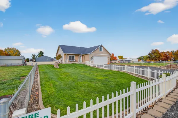$925,000 | 1827 Grelle Avenue, Lewiston, ID 83501