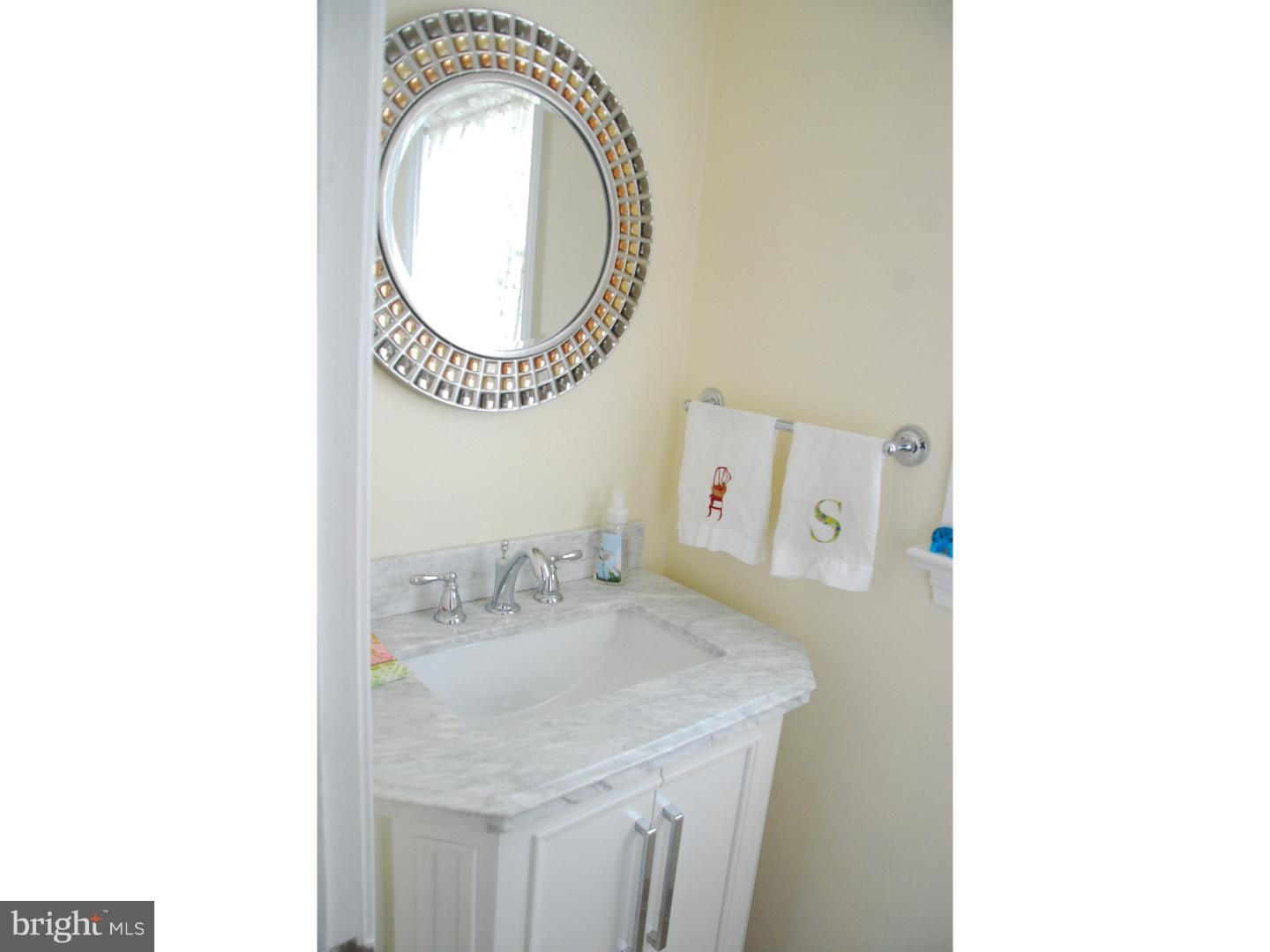 942 Remington Road Wynnewood, PA 19096 - Photo 10 of 25 Bathroom