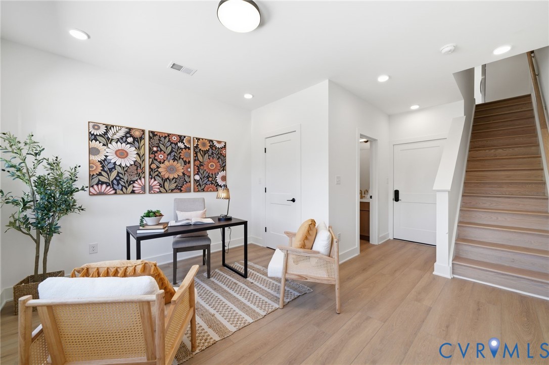 112 Manchester Road Richmond, VA 23224 - Photo 3 of 21 Gallery Image 3