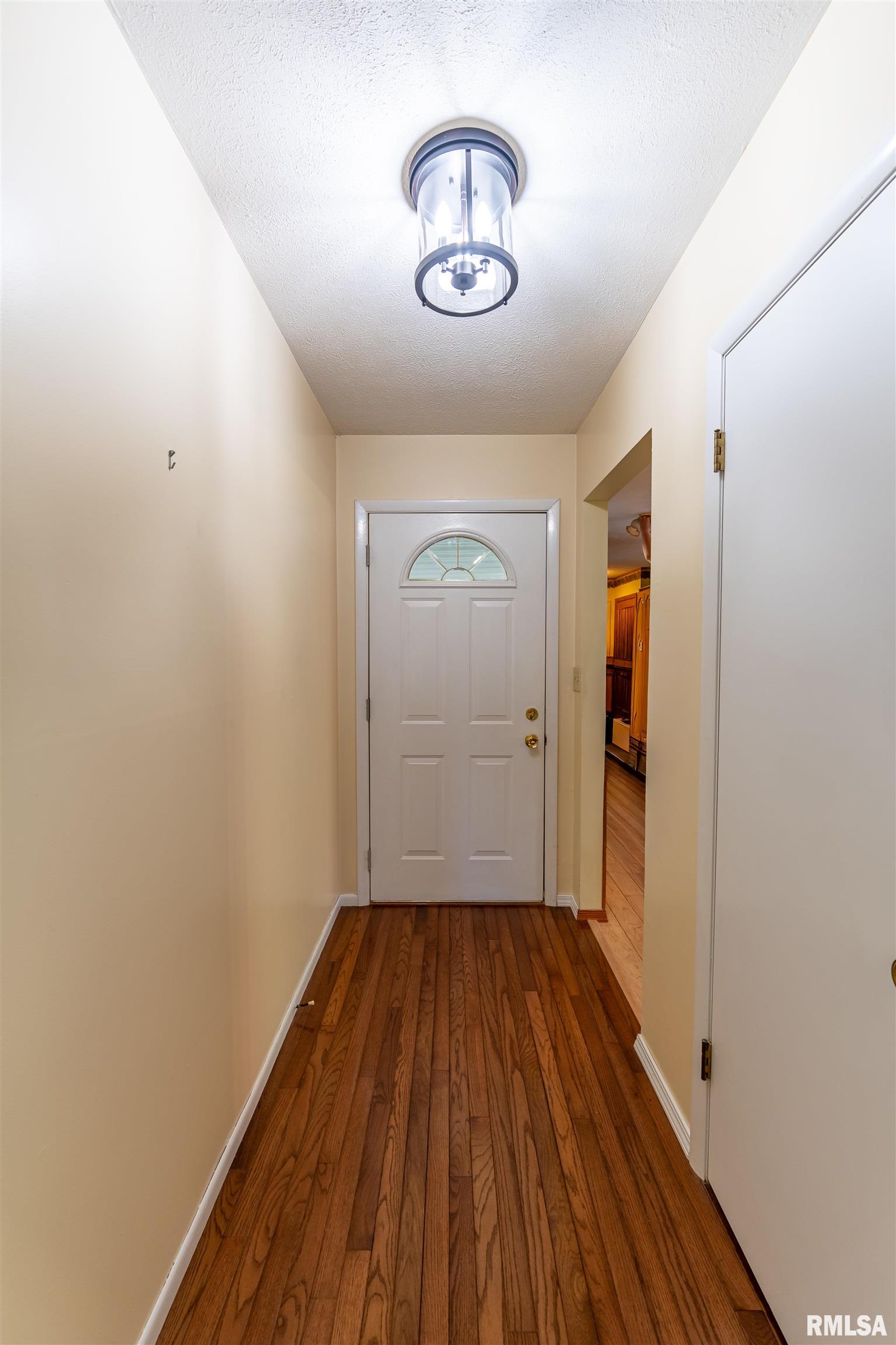 210 Riss Drive Normal, IL 61761 - Photo 5 of 39