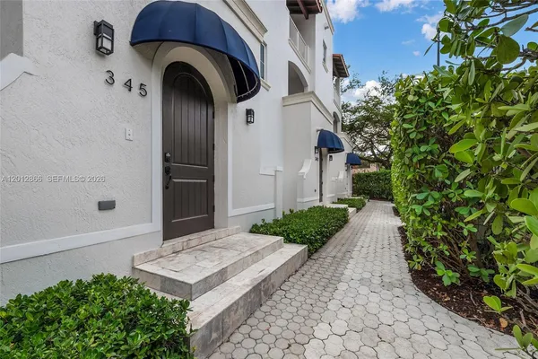 $1,600,000 | 345 Madeira Avenue, Unit 345, Coral Gables, FL 33134
