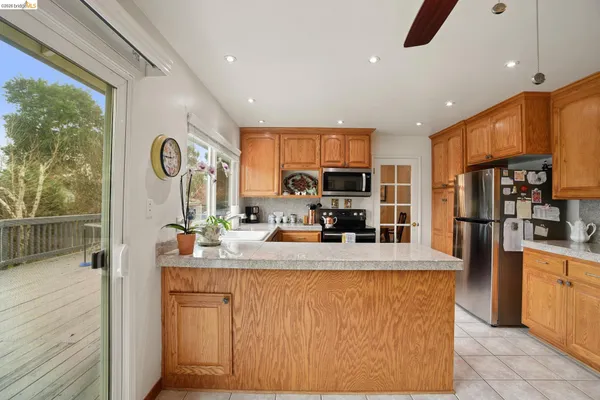 $645,000 | 136 Marco Lane, Vacaville, CA 95688