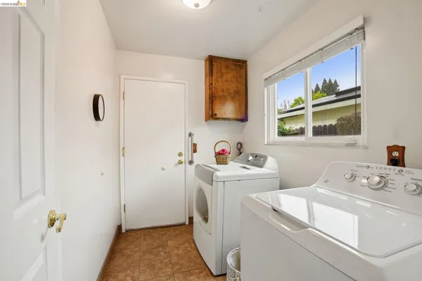 $645,000 | 136 Marco Lane, Vacaville, CA 95688