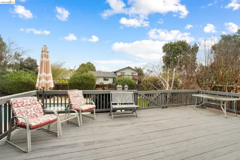 $645,000 | 136 Marco Lane, Vacaville, CA 95688