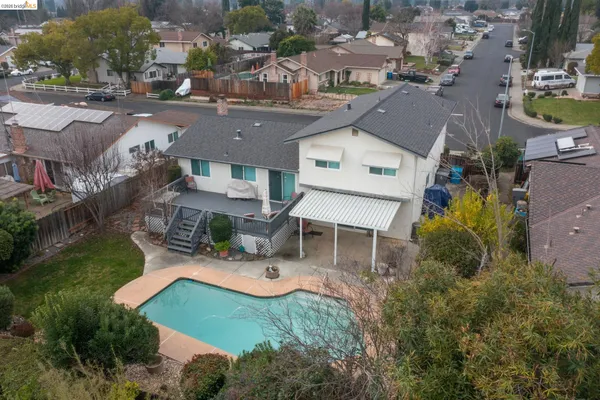 $645,000 | 136 Marco Lane, Vacaville, CA 95688