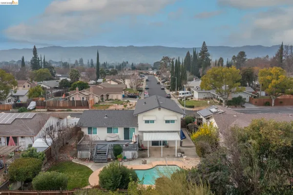 $645,000 | 136 Marco Lane, Vacaville, CA 95688