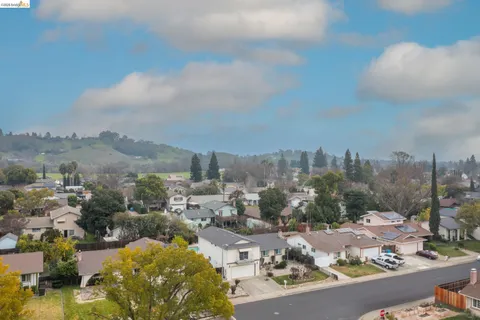 $645,000 | 136 Marco Lane, Vacaville, CA 95688