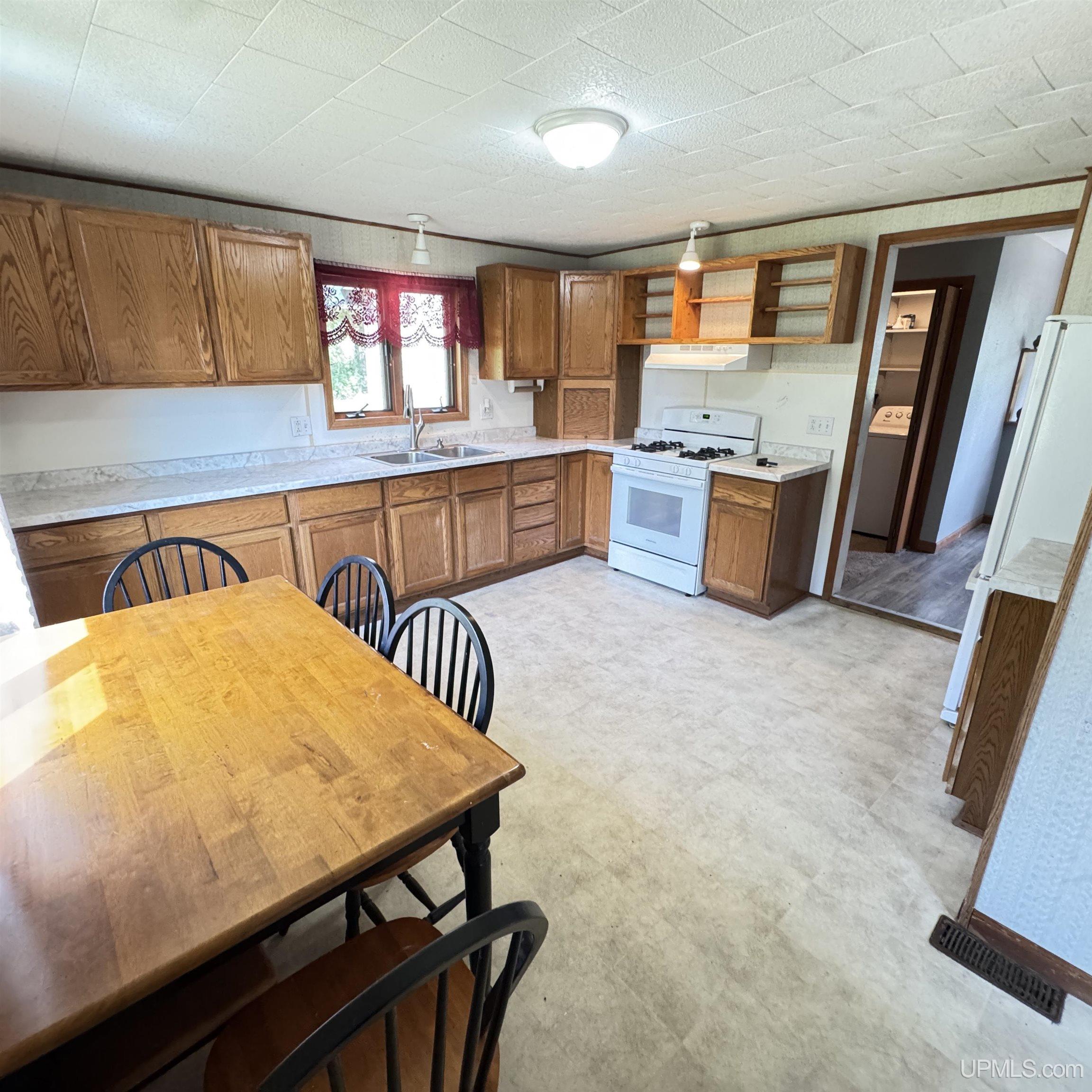 1669 Kofmehl Road Iron River, MI 49935 - Photo 14 of 49