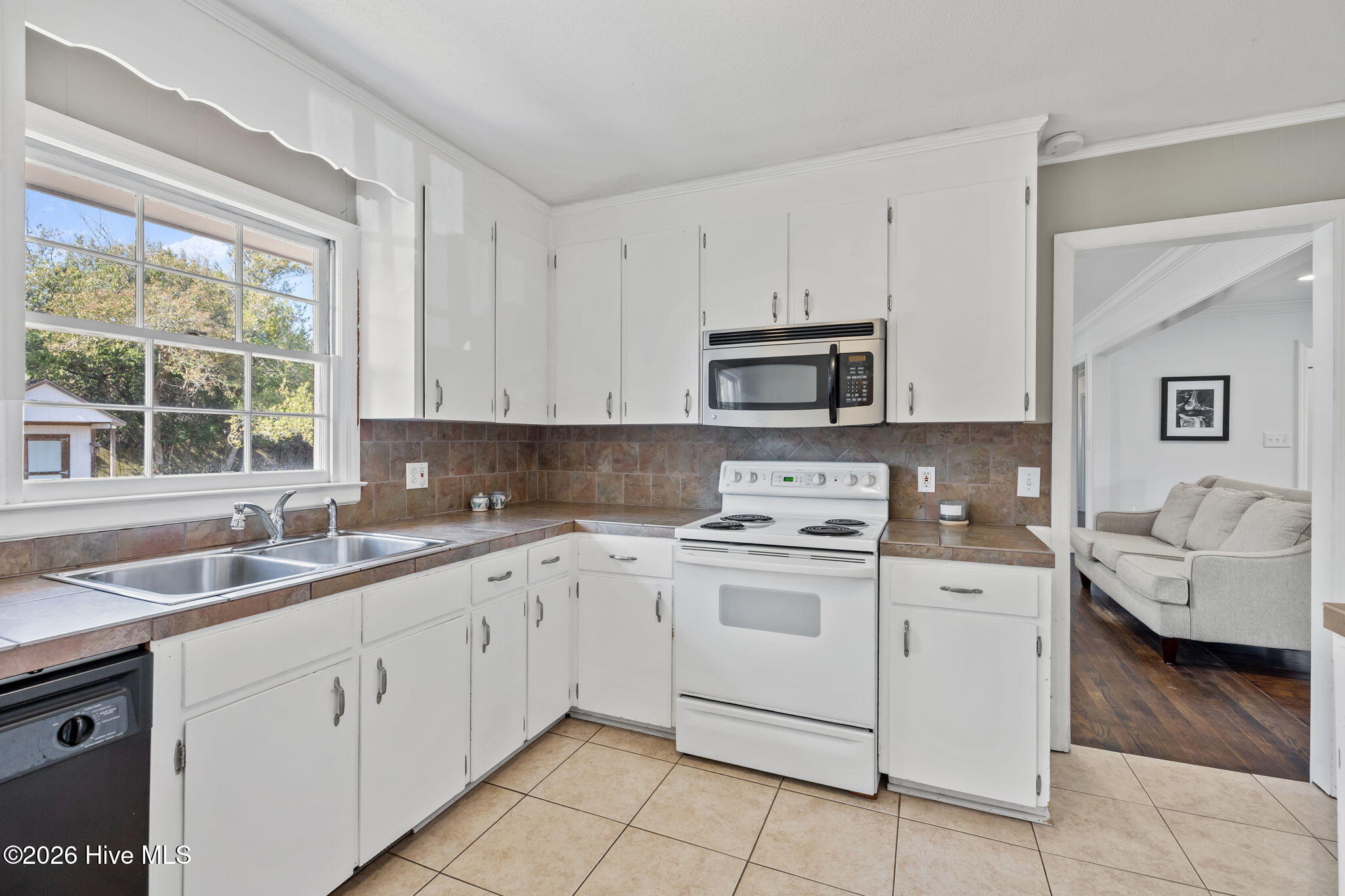 129 Tanbridge Road Wilmington, NC 28405 - Photo 22 of 43 25-web-or-mls-IMG_7787