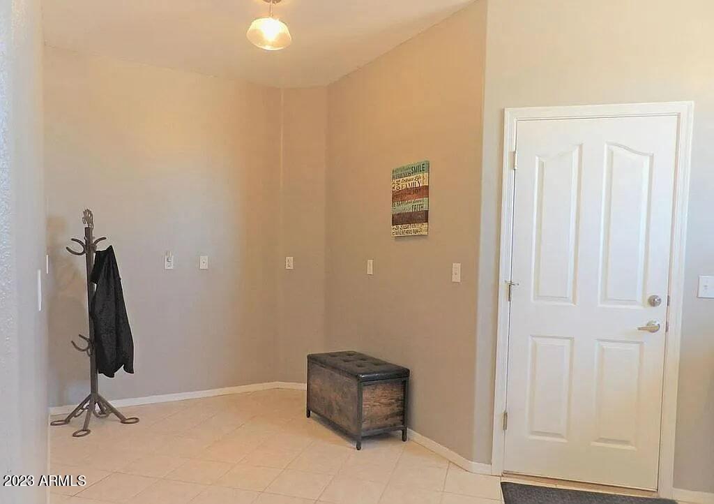 48559 Mountain View Road Bouse, AZ 85325 - Photo 20 of 45 Oversized Laundry