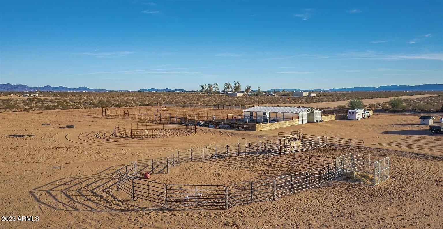 48559 Mountain View Road Bouse, AZ 85325 - Photo 40 of 45 Pen