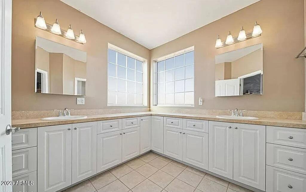 48559 Mountain View Road Bouse, AZ 85325 - Photo 8 of 45 Master Bath