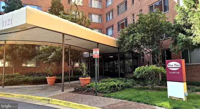 $139,000 | 1121 Arlington Boulevard, Unit 937, Arlington, VA 22209