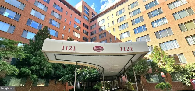 $139,000 | 1121 Arlington Boulevard, Unit 937, Arlington, VA 22209