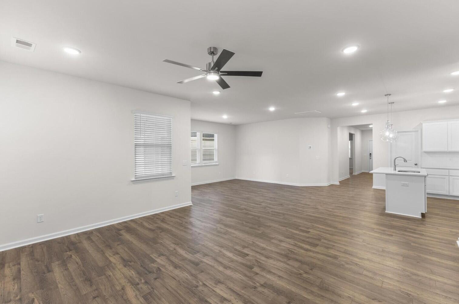 1235 Curlew Circle Sumter, SC 29150 - Photo 5 of 16