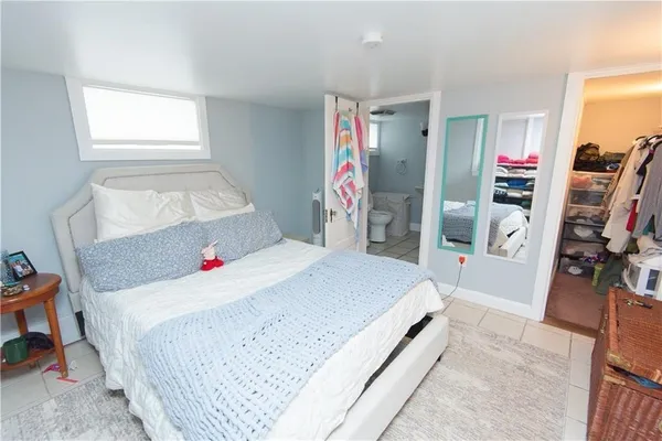$1,750 | 11 Crescent Road, Unit 1, Middletown, RI 02842