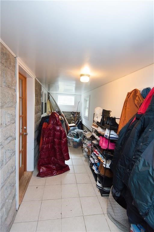 11 Crescent Road, Unit 1 Middletown, RI 02842 - Photo 16 of 19