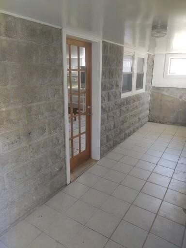 11 Crescent Road, Unit 1 Middletown, RI 02842 - Photo 17 of 19