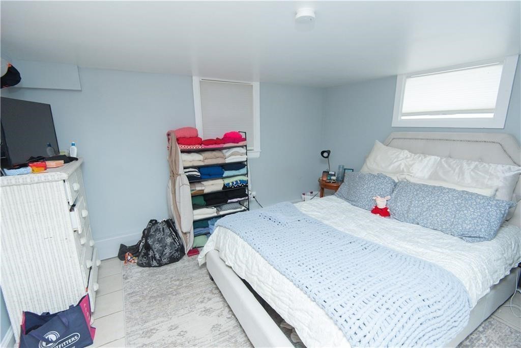 11 Crescent Road, Unit 1 Middletown, RI 02842 - Photo 10 of 19