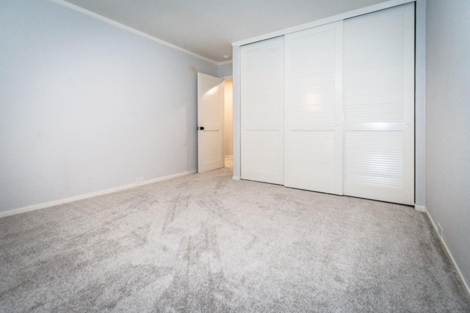 427 Wyndgate Road Sacramento, CA 95864 - Photo 20 of 35 an empty room with closet