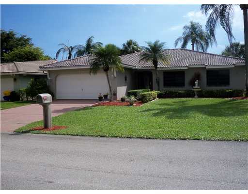 5880 Colony Court Boca Raton, FL 33433 - Photo 1 of 22 Primary Photo