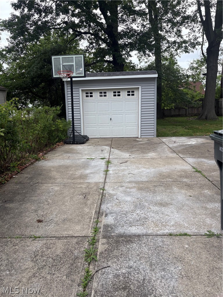 3771 Lowell Road Cleveland Heights, OH 44121 - Photo 8 of 11