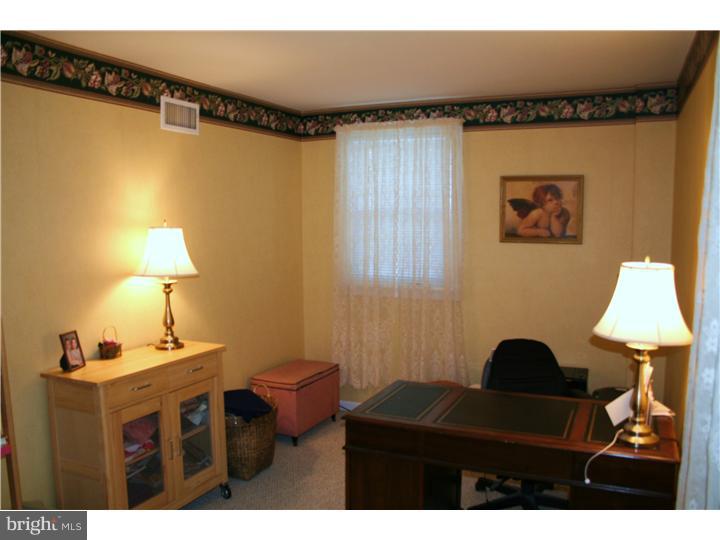 3860 Kirkwood Road Philadelphia, PA 19114 - Photo 14 of 25 Bedroom 3