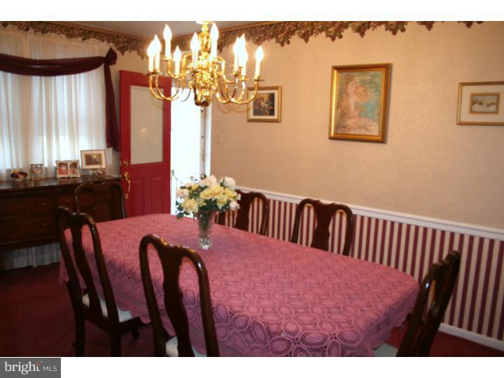 3860 Kirkwood Road Philadelphia, PA 19114 - Photo 8 of 25 Dining Room
