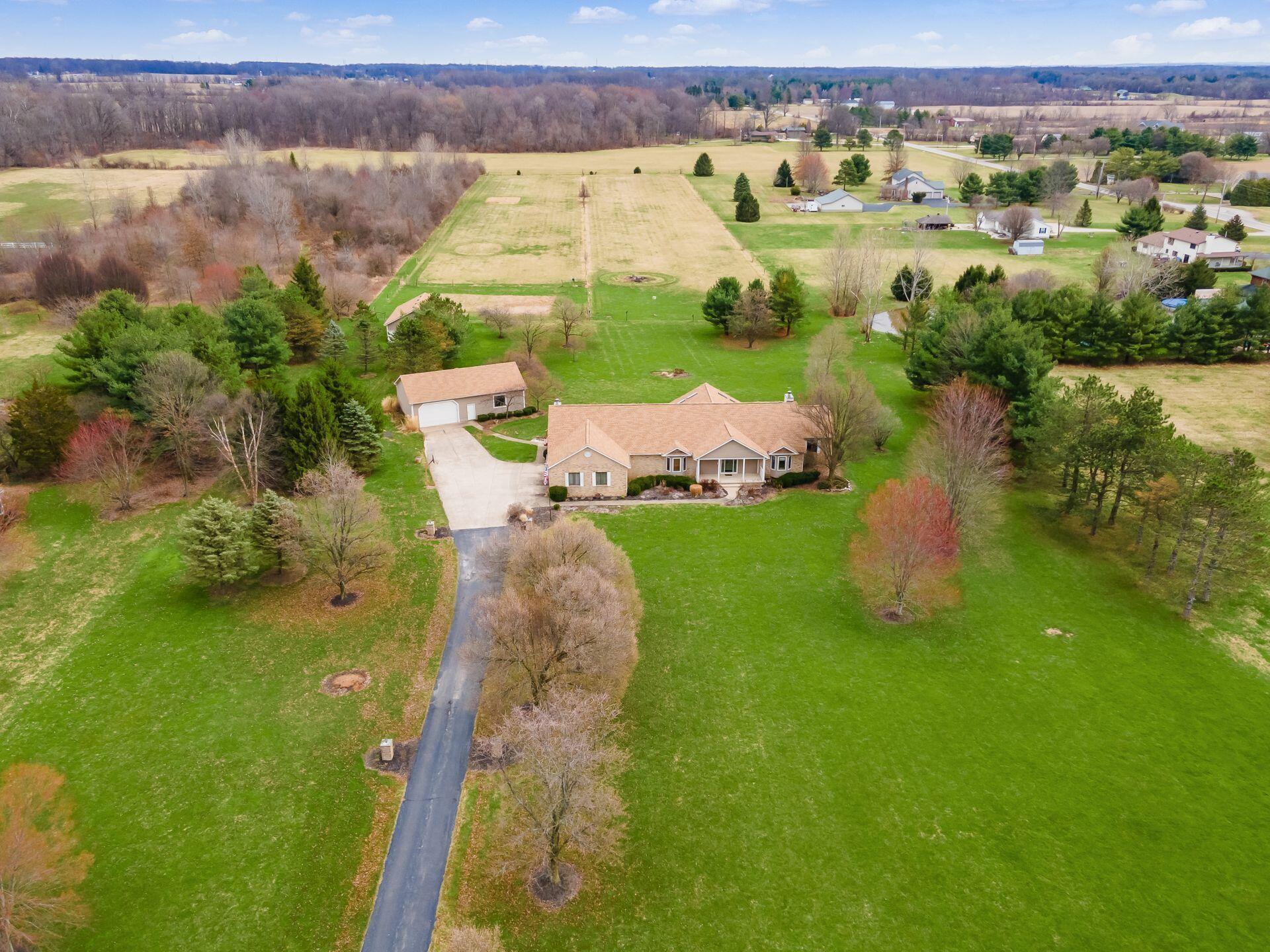 13570 Toll Gate Road Pickerington, OH 43147 - Photo 2 of 80 085_13570 Toll Gate Drone 005