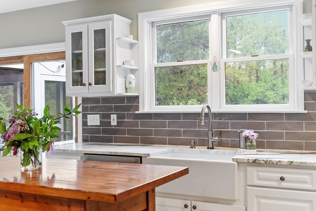 87 Wheeler Road Stow, MA 01775 - Photo 4 of 39