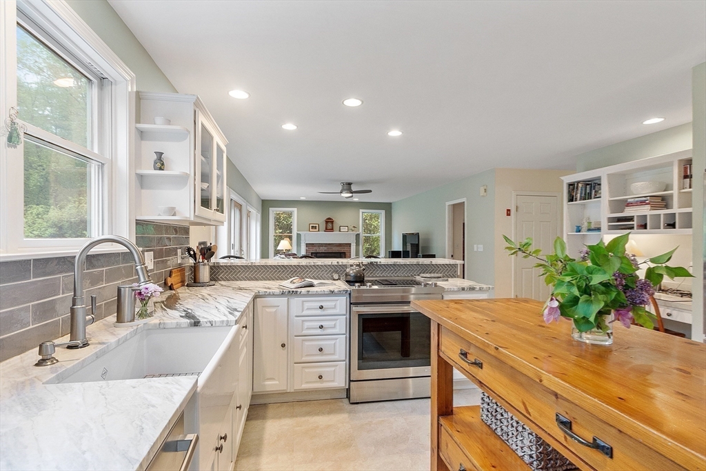 87 Wheeler Road Stow, MA 01775 - Photo 6 of 39