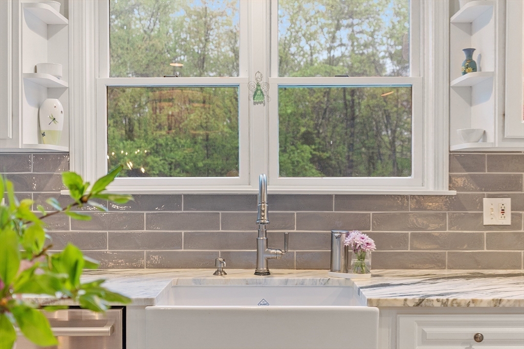 87 Wheeler Road Stow, MA 01775 - Photo 8 of 39