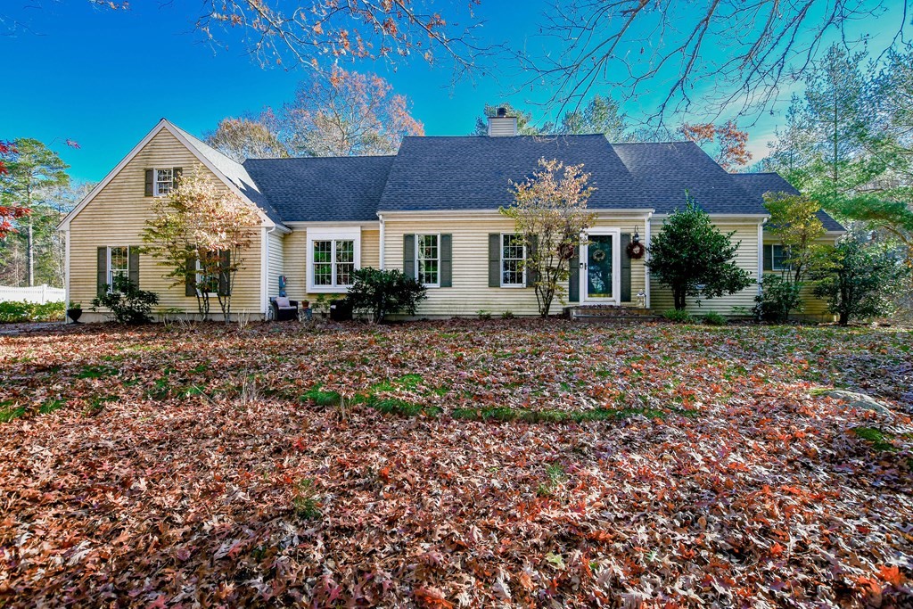 24 Bullivant Farm Road Marion, MA 02738 - Photo 1 of 29 Gallery Image 1