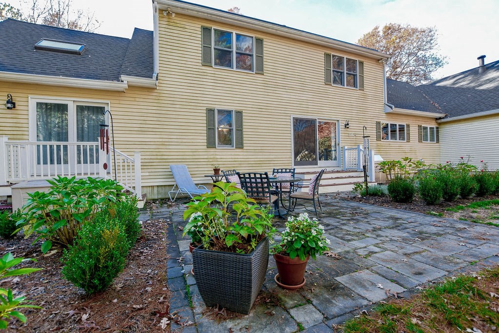 24 Bullivant Farm Road Marion, MA 02738 - Photo 8 of 29 Gallery Image 8