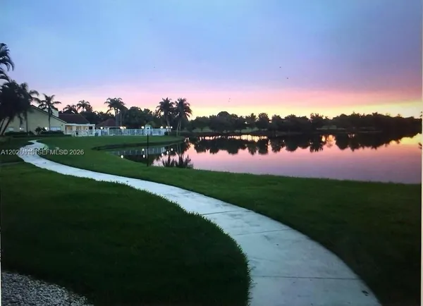 $1,850 | Isles at Lago Mar Condominium, Sunrise, FL 33325