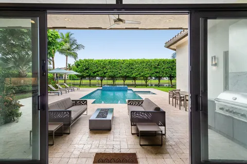 $2,199,000 | 9297 Tropez Lane, Delray Beach, FL 33446