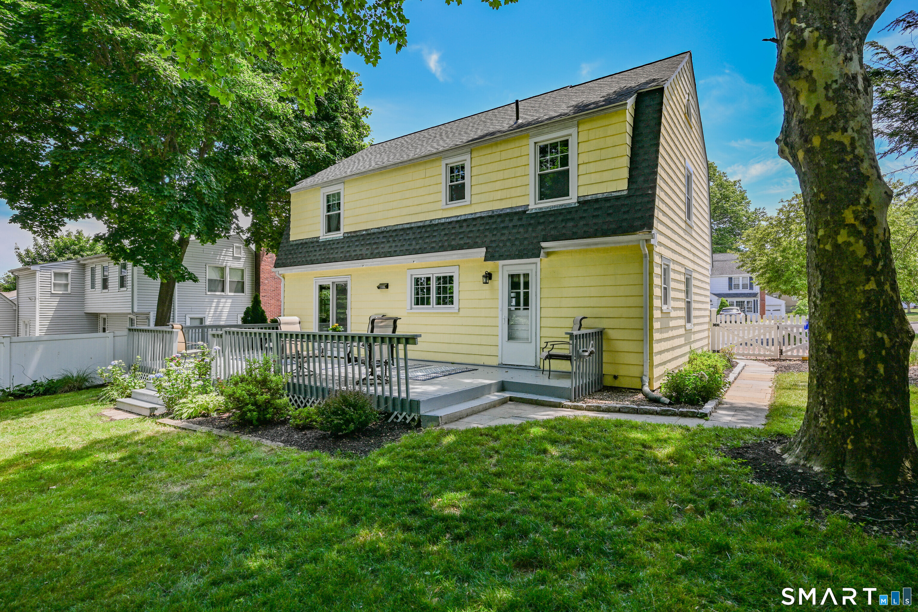 219 Clearfield Road Wethersfield, CT 06109 - Photo 19 of 37