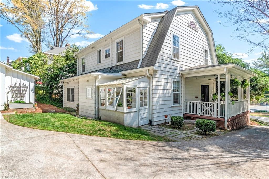 174 North Hawthorne Road Winston-Salem, NC 27104 - Photo 32 of 37