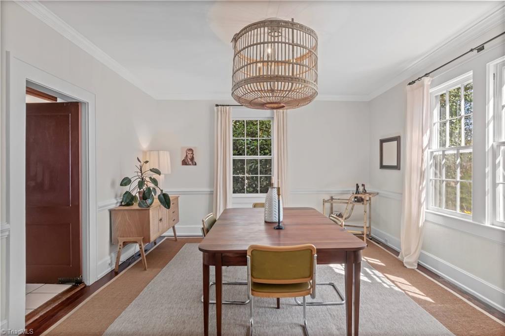 174 North Hawthorne Road Winston-Salem, NC 27104 - Photo 7 of 37