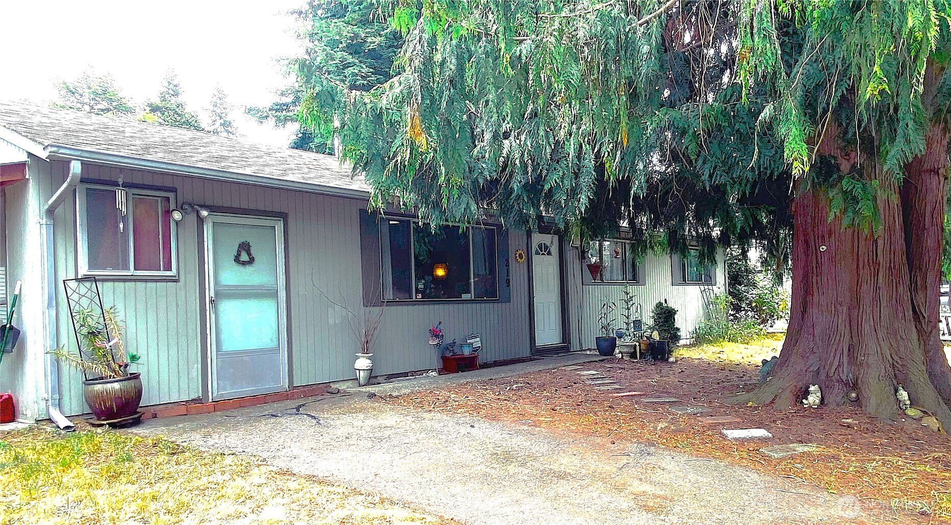 219 Southwest 305th Street Federal Way, WA 98023 - Photo 2 of 34