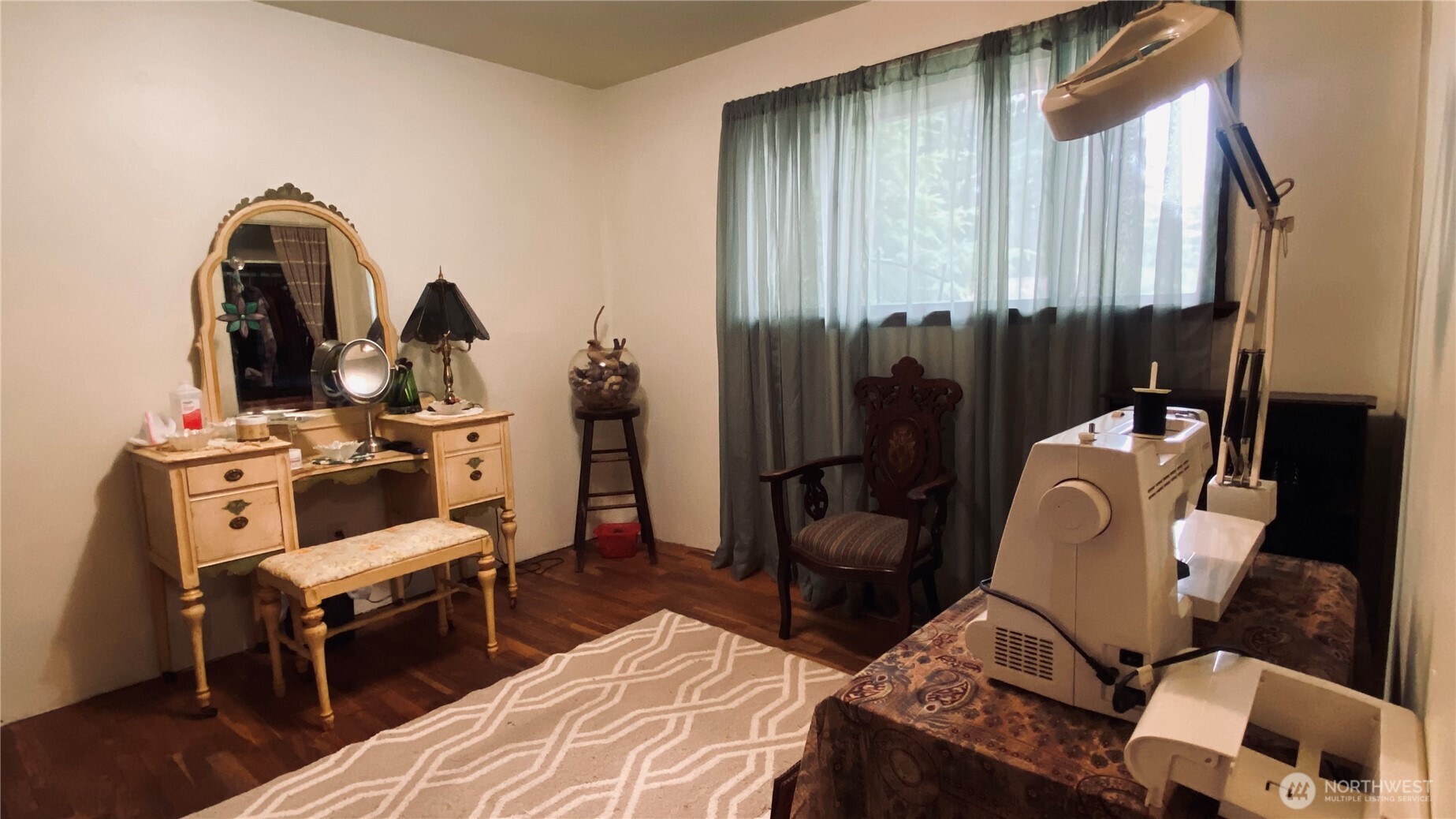 219 Southwest 305th Street Federal Way, WA 98023 - Photo 21 of 34