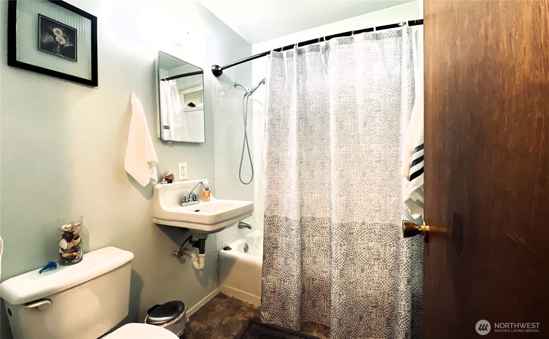 219 Southwest 305th Street Federal Way, WA 98023 - Photo 22 of 34