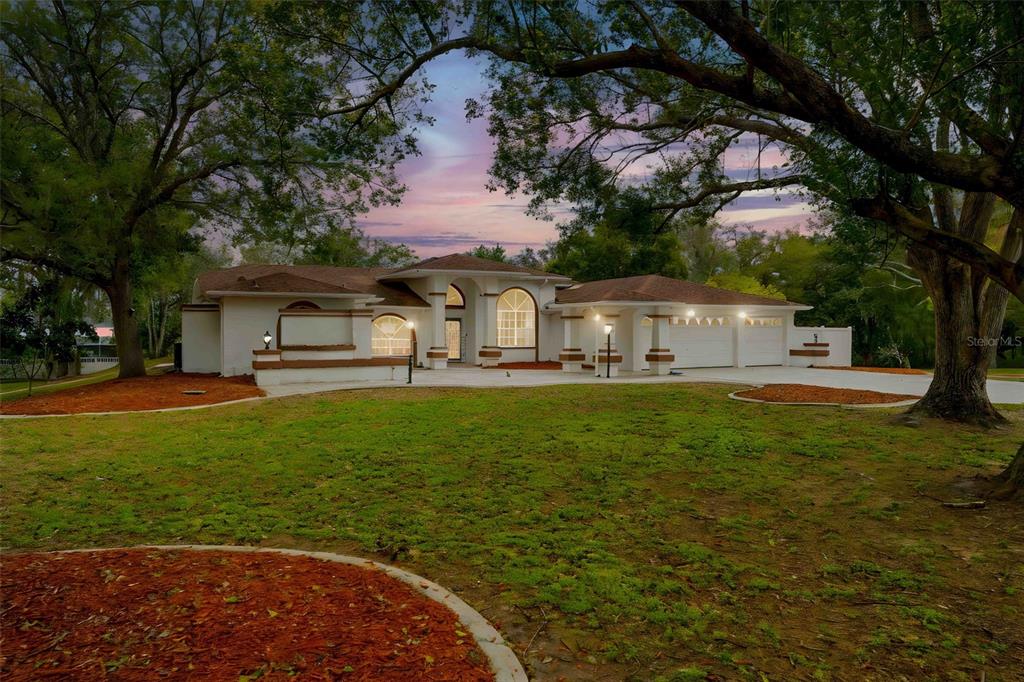 348 Florian Way Spring Hill, FL 34609 - Photo 15 of 54