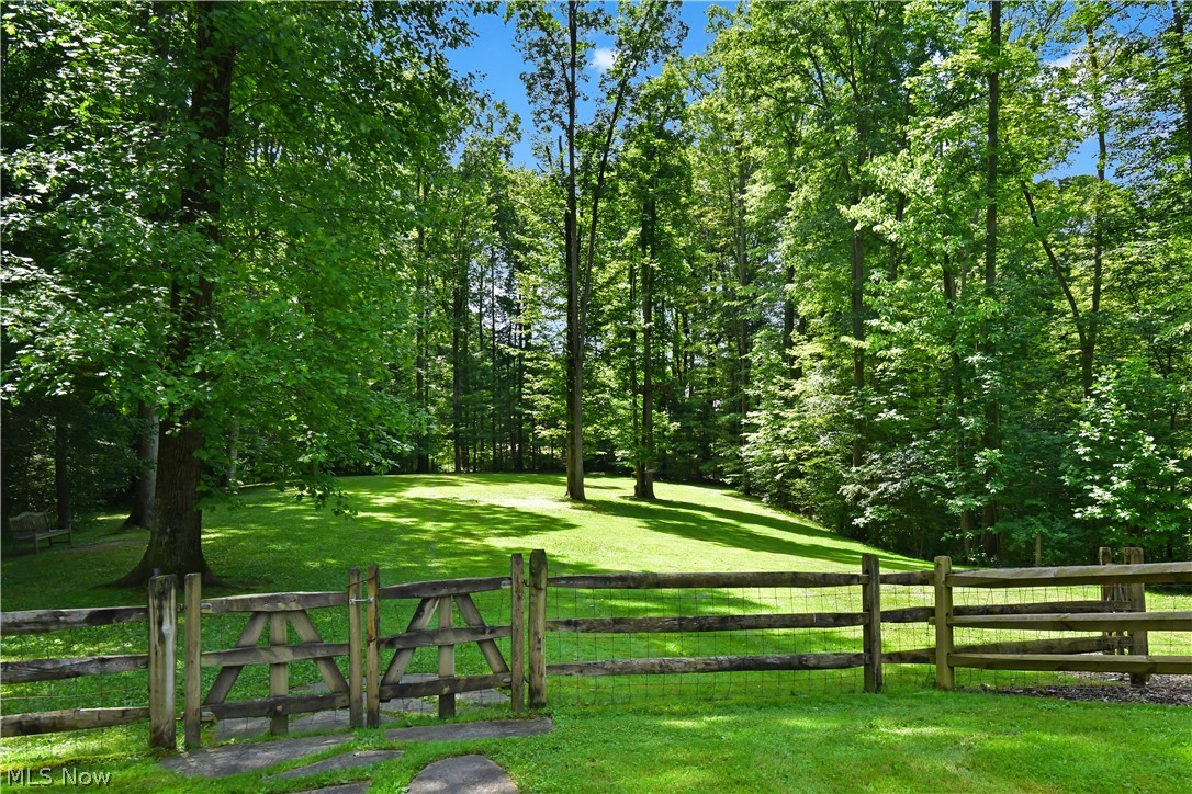14990 County Line Road Chagrin Falls, OH 44022 - Photo 35 of 35