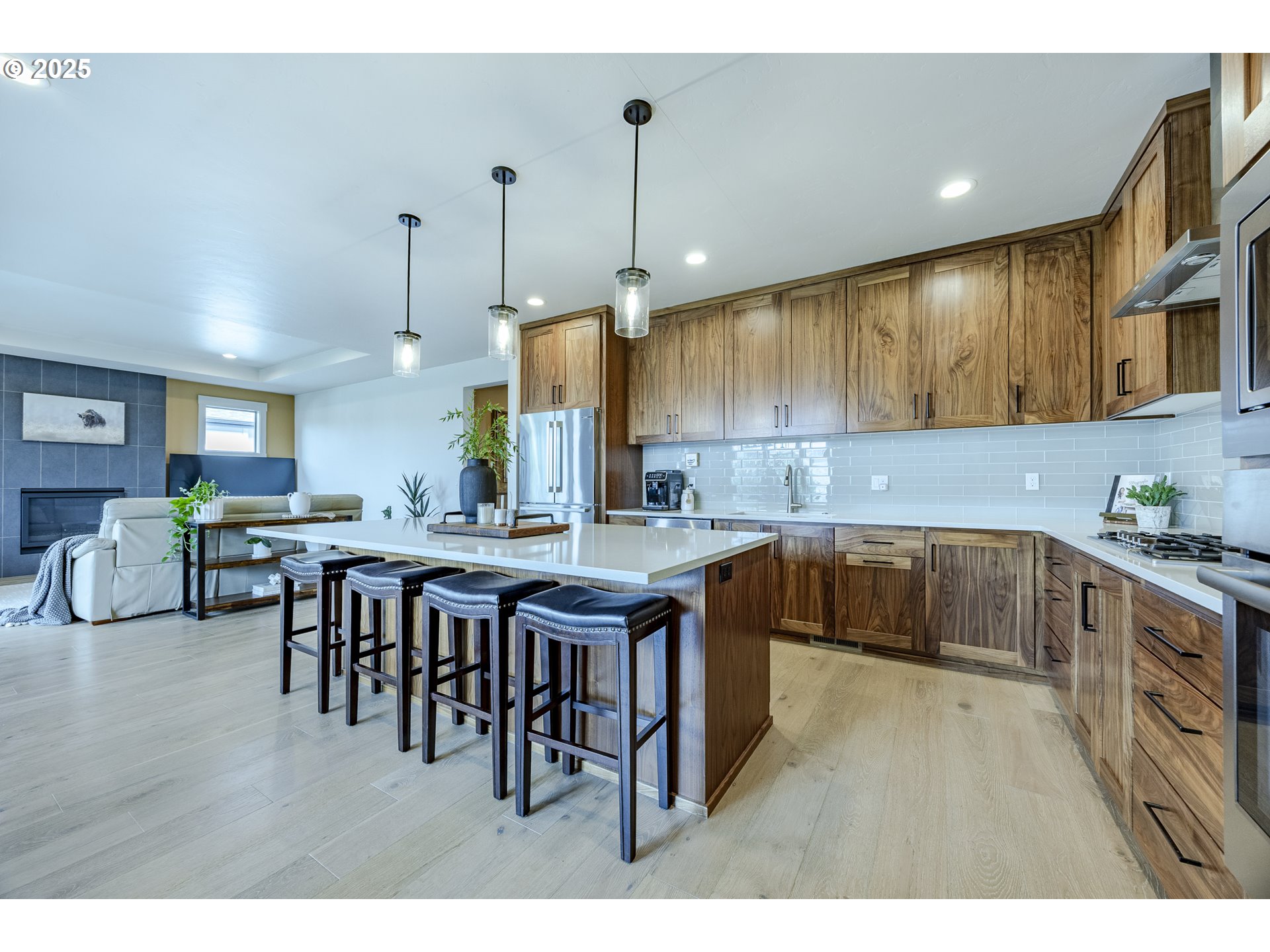 1968 John Day Drive Eugene, OR 97408 - Photo 16 of 35