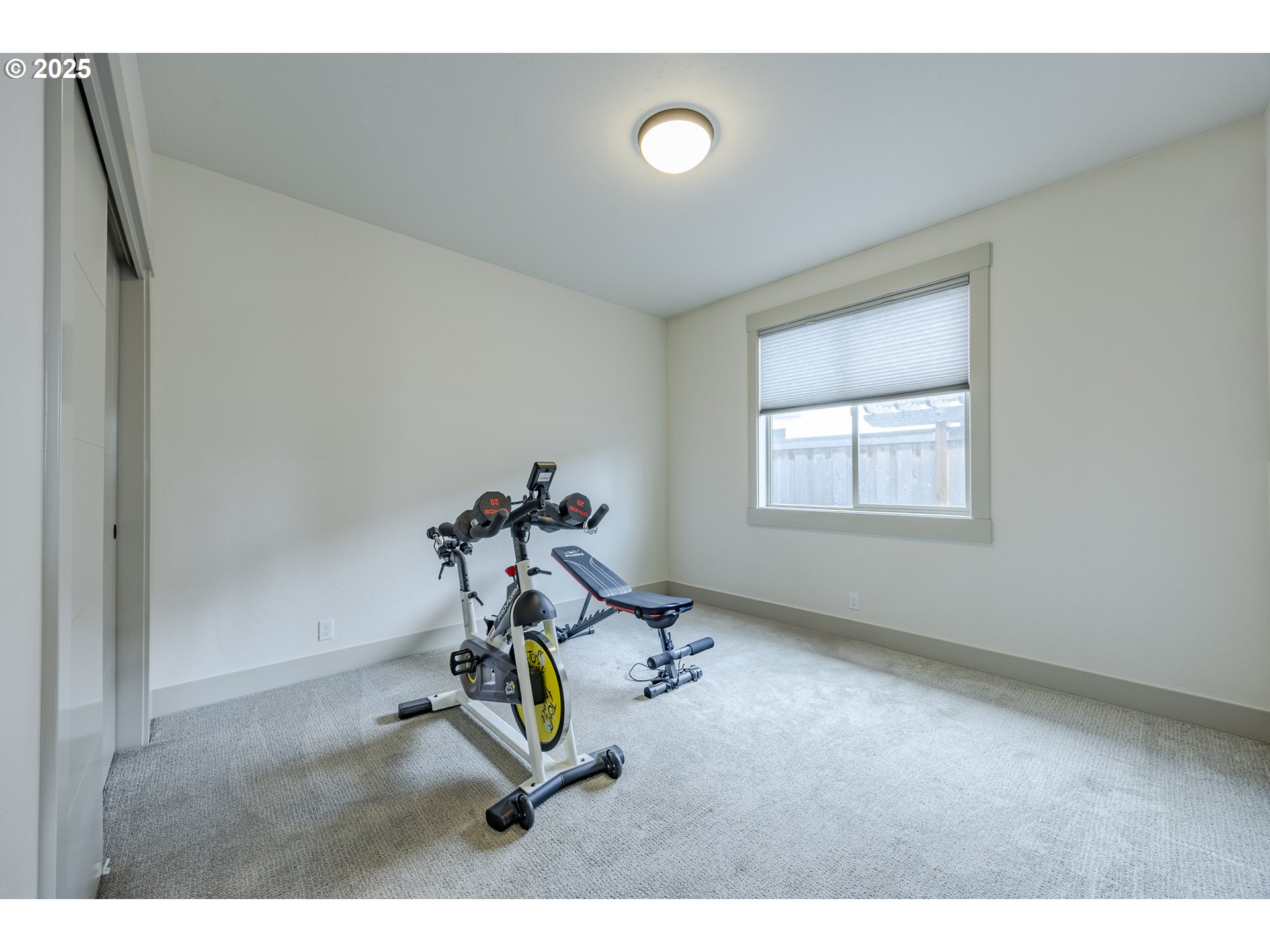 1968 John Day Drive Eugene, OR 97408 - Photo 31 of 35 Bedroom